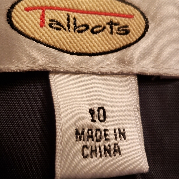 Dress - Picture 4 of 4